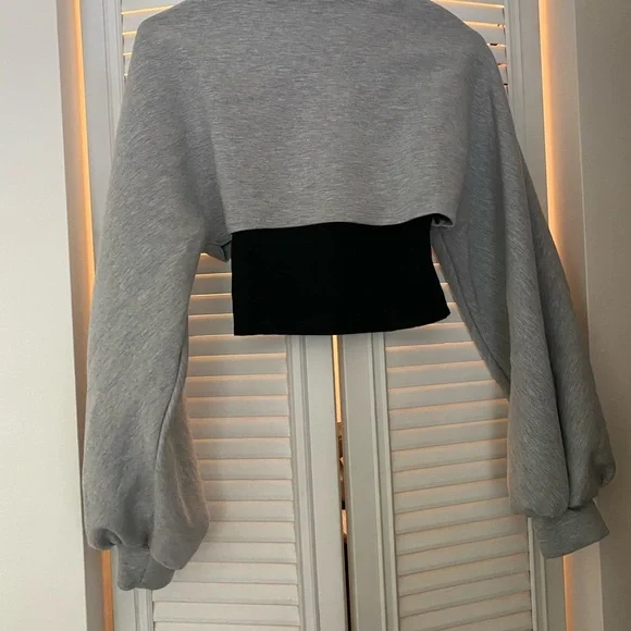 Sweater - Picture 2 of 2